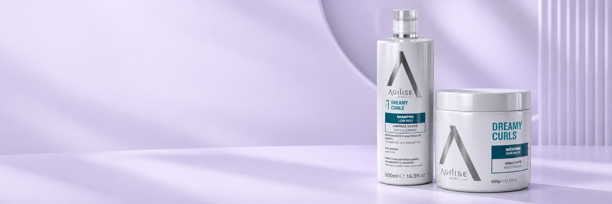Agilise Dreamy Curls shampoo and hair mask on a lavender background